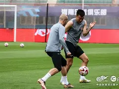 汉诺威足球俱乐部今晚比赛